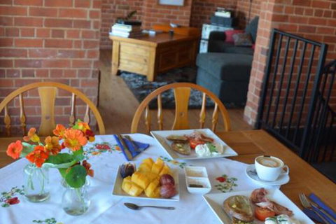 The Wicked Villa - Accommodation Nelson Bay 2