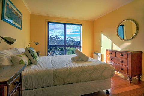 Forest Edge - Accommodation Nelson Bay 2