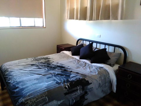 Heartland Hideaway - Accommodation Nelson Bay 4