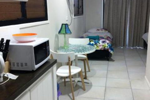 Inner City Granny Flat - Accommodation Nelson Bay 0