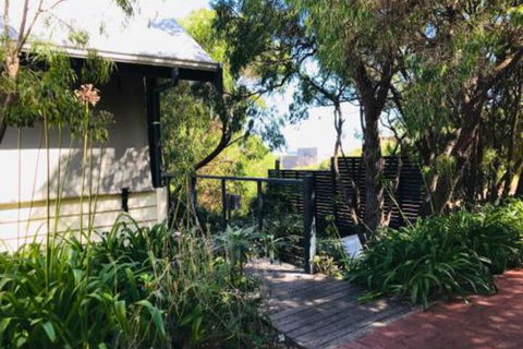 Zephyr Studio - Accommodation Nelson Bay 1