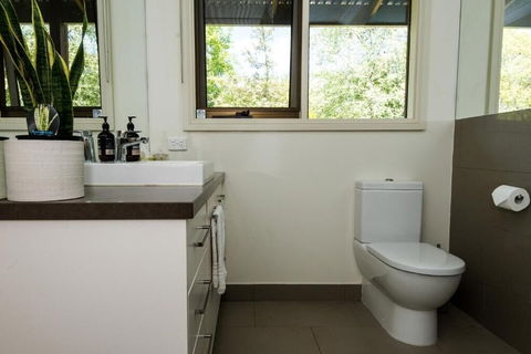Hollyhock B&B - Accommodation Nelson Bay 2