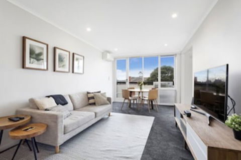 BOUTIQUE STAYS - Ace's Place - Accommodation Nelson Bay 0