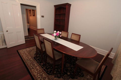 Evelyn House - Accommodation Nelson Bay 1