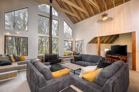 Absinthe - Accommodation Nelson Bay 3