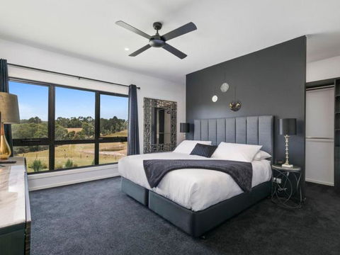 Campania Spa Suite 3 - Accommodation Nelson Bay 1