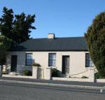 Gaol House Cottages - Accommodation Nelson Bay
