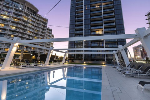 Avani Broadbeach Residences - Accommodation Nelson Bay 3