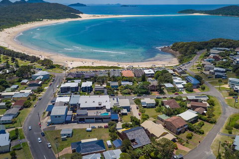 Sea Whispers - Nelson Bay Accommodation.com 5