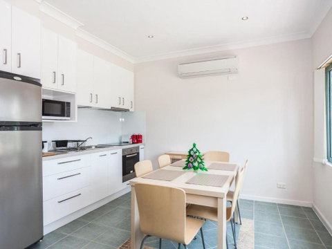 Anglesea River Apartments 2 Bed Unit 2 / 4 - Accommodation Nelson Bay 1
