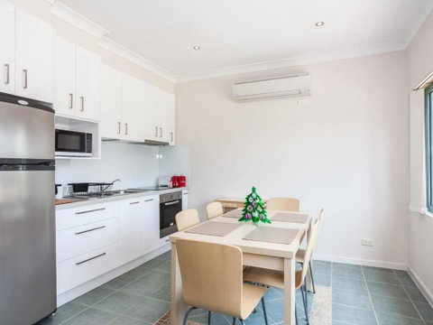Anglesea River Apartments 2 Bed Unit 2 / 4 - Accommodation Nelson Bay 2