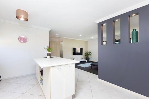 La Casa - Nelson Bay Accommodation.com 5