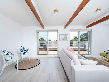 The Loft At Fingal Bay - Nelson Bay Accommodation.com 1