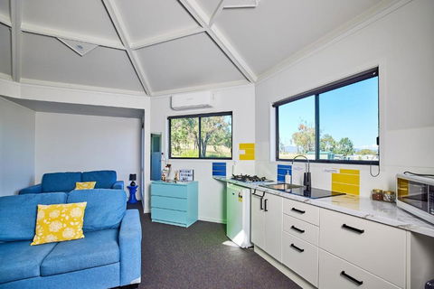 Namar Yurt - Accommodation Nelson Bay 6
