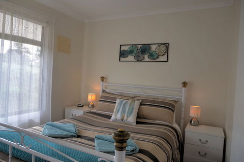 Emu Bay Holiday Homes - Accommodation Nelson Bay 2