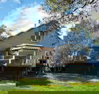 Boatshed Villa Green Door - Accommodation Nelson Bay