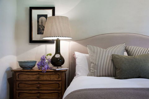 Paul Bangay The Farmhouse - Accommodation Nelson Bay 2