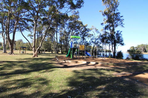 Beach & Bush Getaway - Nelson Bay Accommodation.com 5
