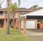 Hill Top Water  Bush Views - Nelson Bay Accommodation.com
