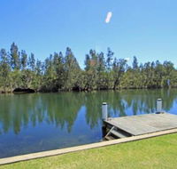 Ranu House Waterfront - Nelson Bay Accommodation.com