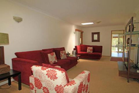 Ranu House Waterfront - Nelson Bay Accommodation.com 3