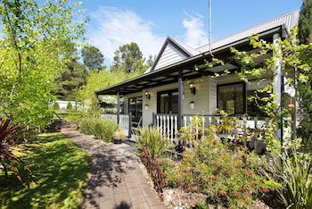 Cottage At 4A - Accommodation Nelson Bay 0