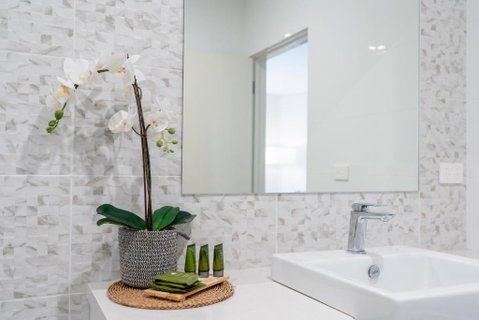 CENTRAL NO 5 LUXURY APARTMENT - Accommodation Nelson Bay 4