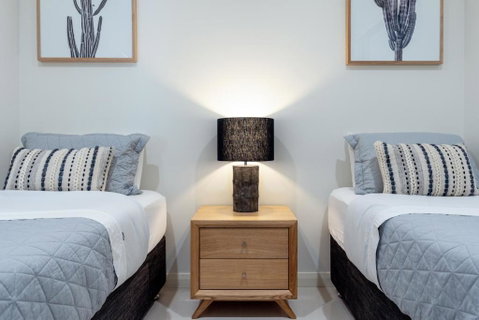 CENTRAL NO 5 LUXURY APARTMENT - Accommodation Nelson Bay 1