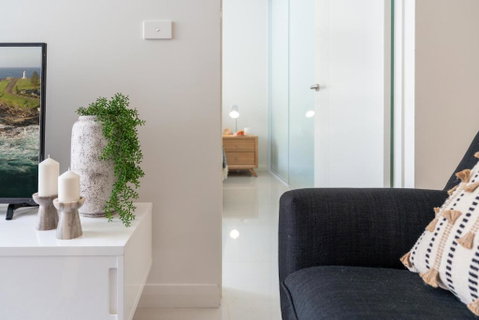 CENTRAL NO 5 LUXURY APARTMENT - Accommodation Nelson Bay 2