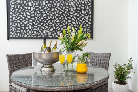 CENTRAL NO 5 LUXURY APARTMENT - Accommodation Nelson Bay 3