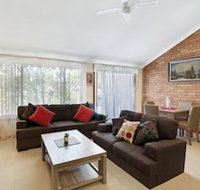 Macadamia Court 2/8 Government Road - Accommodation Nelson Bay