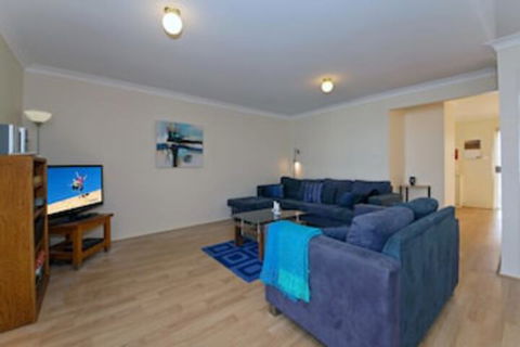 Sandcastles 2 / 23 Robinson Street - Accommodation Nelson Bay 0