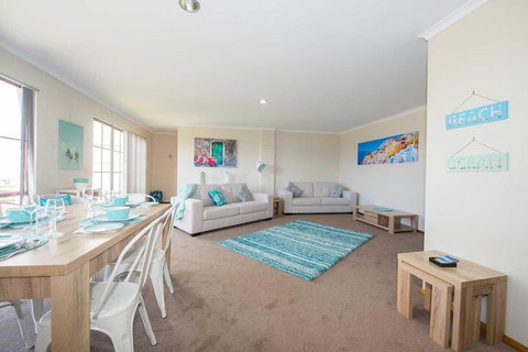 Astro Place - Accommodation Nelson Bay 3