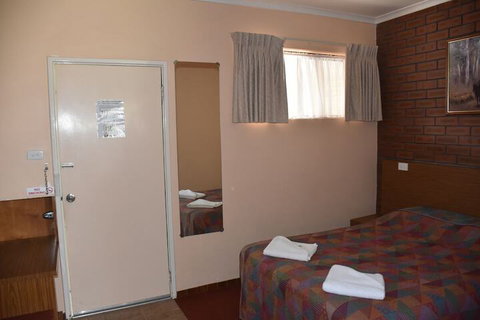 Valley Views Motel & Chalets - Accommodation Nelson Bay 7