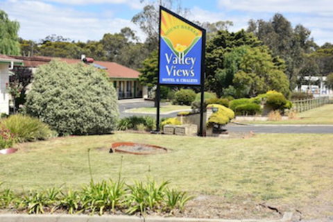 Valley Views Motel & Chalets - Accommodation Nelson Bay 0