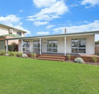 Ocean Spray Retreat - Accommodation Nelson Bay
