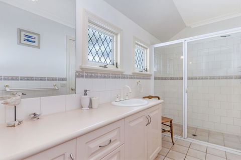 River Charm Apartment - Accommodation Nelson Bay 5