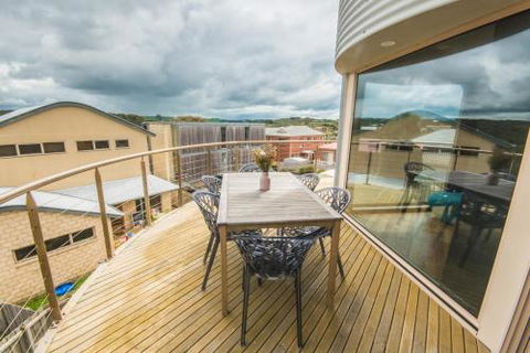 The Pitch - Accommodation Nelson Bay 0