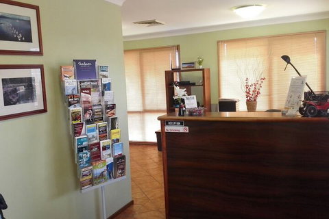 Bomaderry Motor Inn - Accommodation Nelson Bay 2