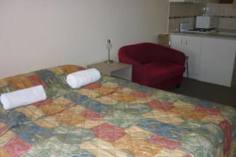 Bomaderry Motor Inn - Accommodation Nelson Bay 4