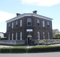 The Ivy Bank - Accommodation Nelson Bay
