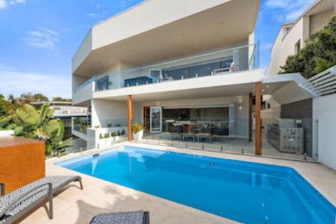 Ultimate Beach House - Nelsons Bay Accommodation 0