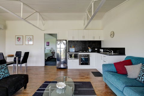 Lagoons Bay Garden Pavillion 2 - Accommodation Nelson Bay 5