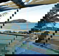 On the Beach at Fingal Bay - Nelson Bay Accommodation.com