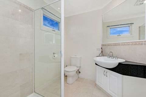 A Top Deck - Accommodation Nelson Bay 2