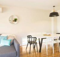 New Designer Home  Parking  Close to Airport - Accommodation Nelson Bay