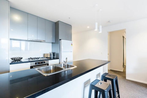 SONYA, 2BDR Southbank Apartment - Accommodation Nelson Bay 6