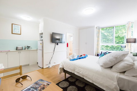 GENIE, 1BDR East Melbourne Studio - Accommodation Nelson Bay 1