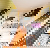 ALEXANDER 2BDR South Melbourne House