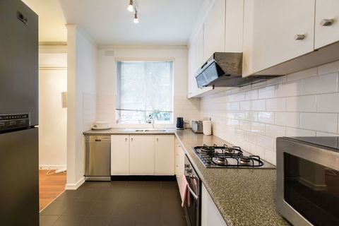 SELENA, 2BDR South Yarra Apartment - Accommodation Nelson Bay 1